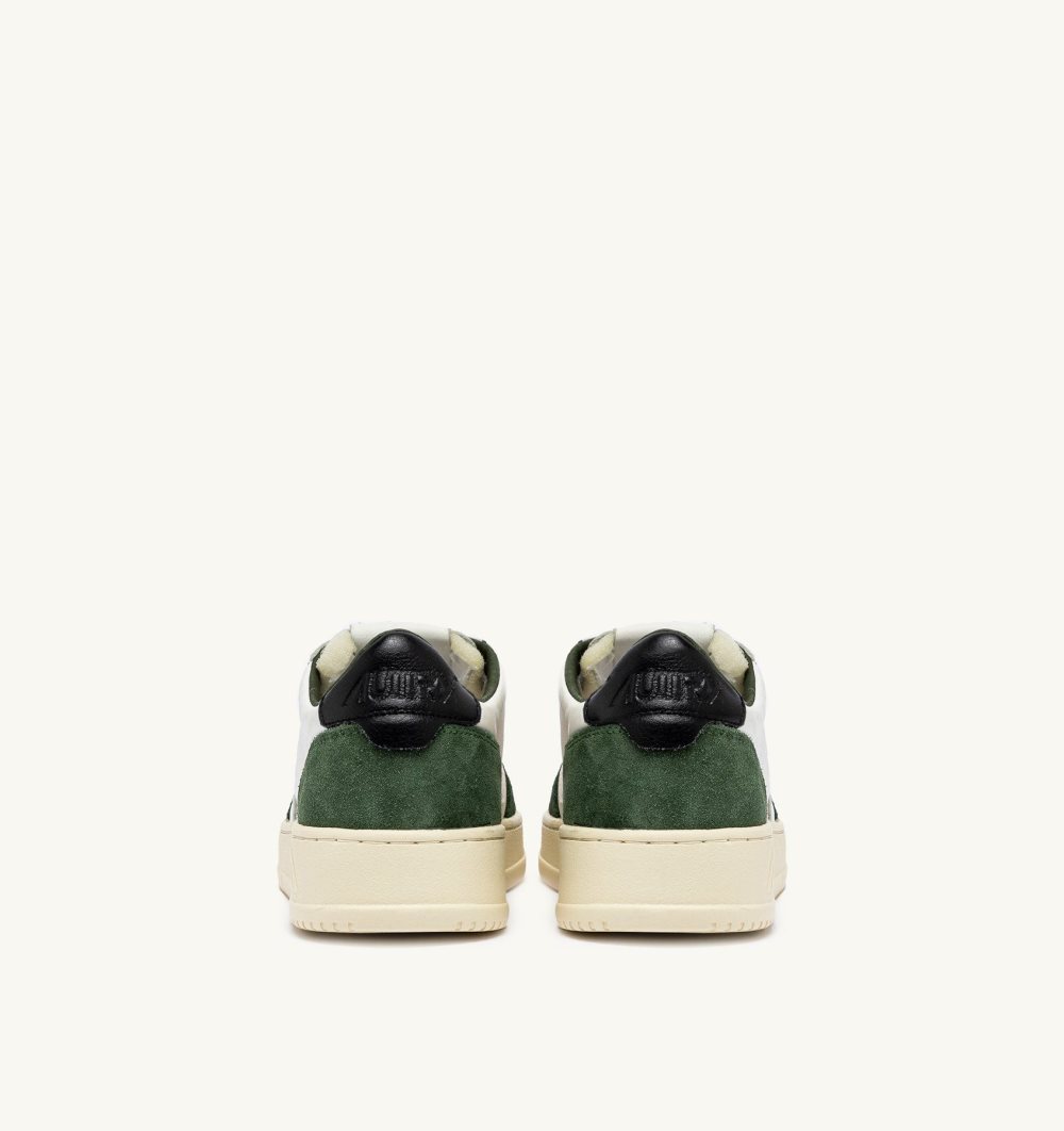 Autry Medalist Low Sneakers Military Suede Leather Sneakers Damen Grün Weiß | 3086WQLIU
