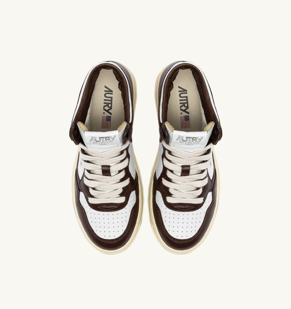 Autry Medalist Mid Bicolor Sneakers Chestnut Leather Sneakers Herren Weiß | 0784MOEQF