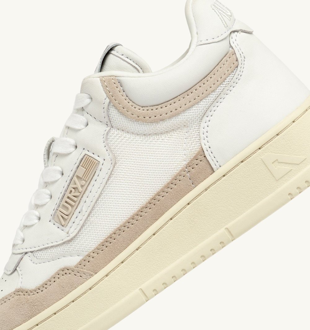 Autry Open Mid Sneakers Leather Mesh Sand Suede Sneakers Damen Weiß Beige | 7031ZVMGX