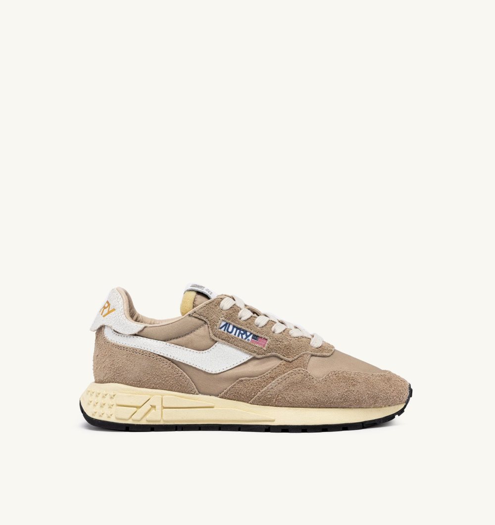 Autry Reelwind Low Sneakers Pepper Cracked Leather Nylon Sneakers Herren Beige | 7205SYBHR